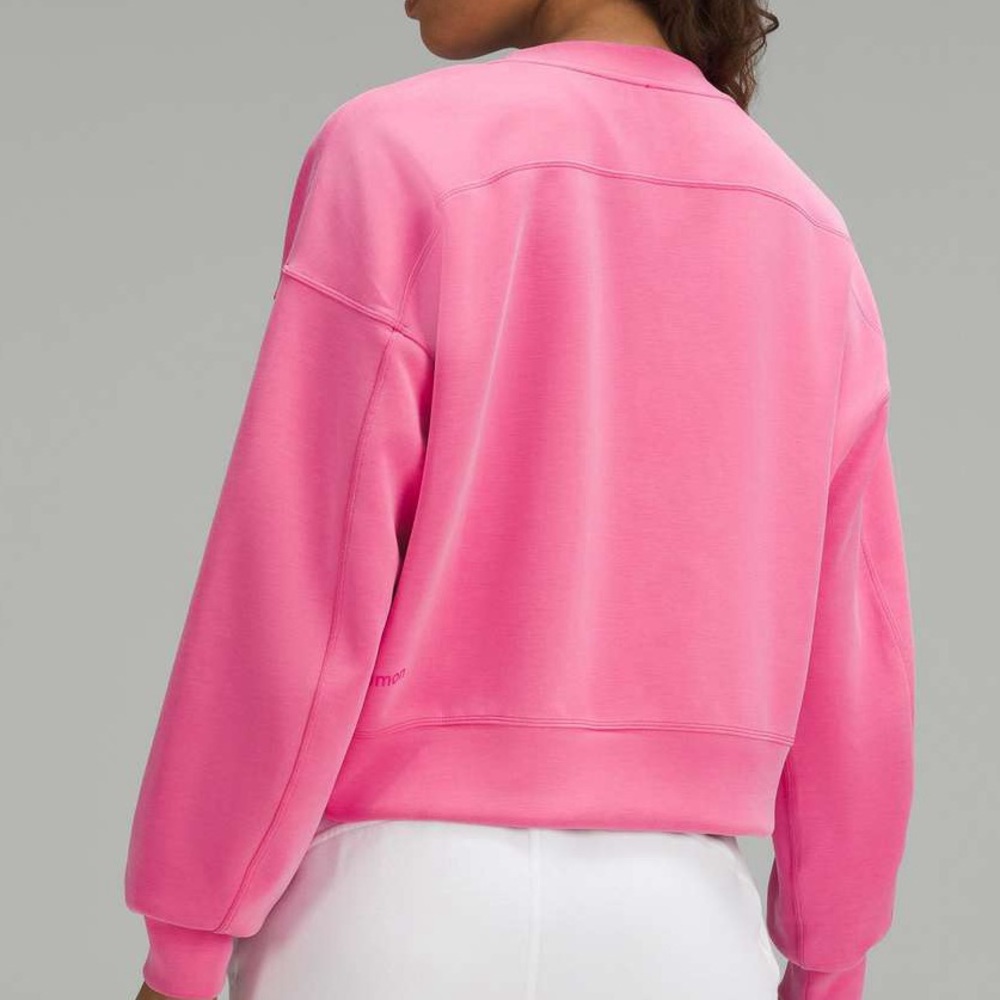 Lululemon Softstreme Perfectly Oversized Cropped Crew
Sonic Pink - Picture 3 of 10